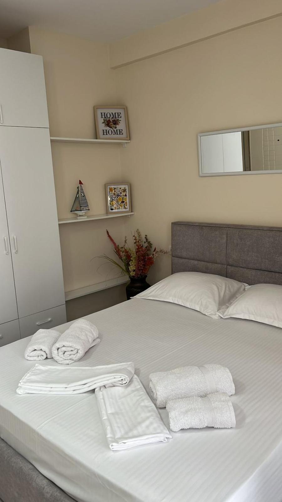 Urban Retreat Apartments Τίρανα Εξωτερικό φωτογραφία
