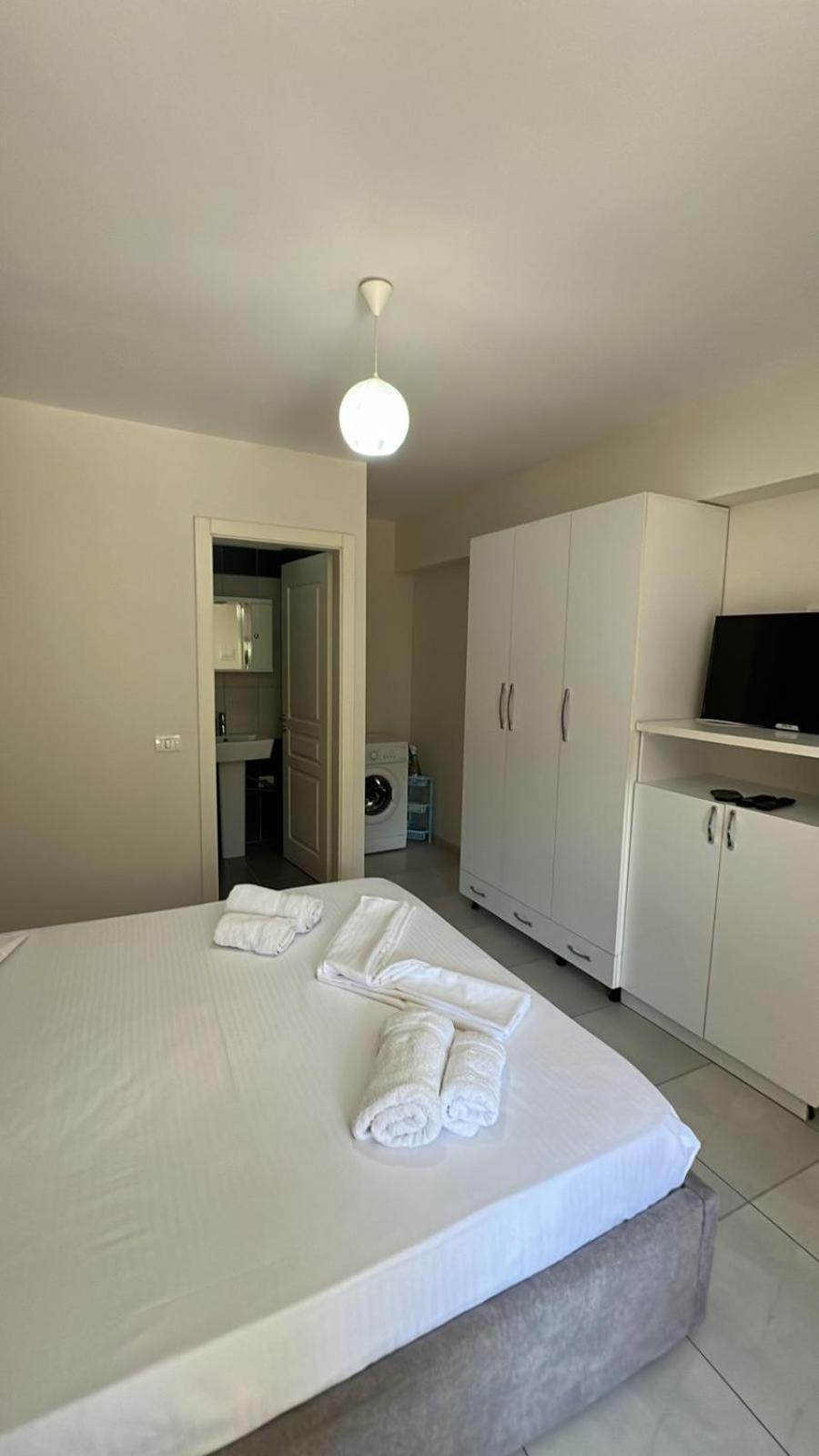 Urban Retreat Apartments Τίρανα Εξωτερικό φωτογραφία